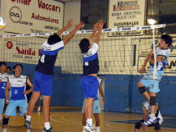 GRAN COMIENZO DEL NACIONAL SUB 18 EN CHAJARÍ