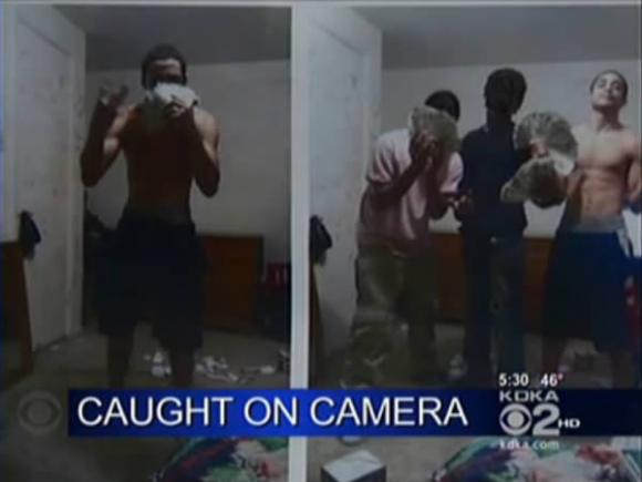 Policía arresta ladrones después que publicaron en internet su botín