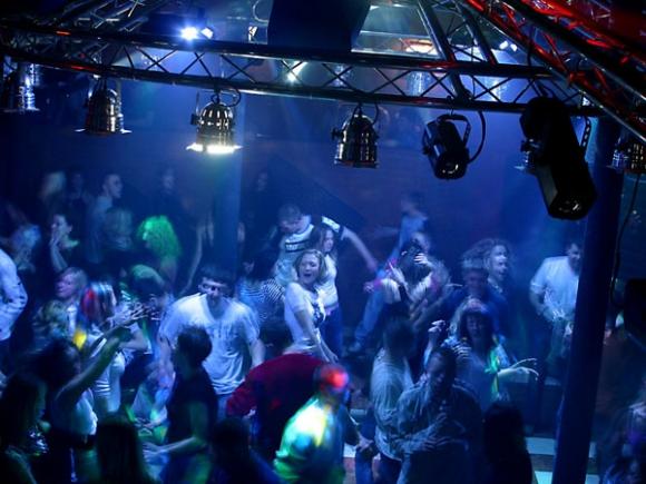 Temen que droga peligrosa ingrese al país por los boliches de la Costa