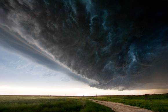 De profesión: cazador de tormentas