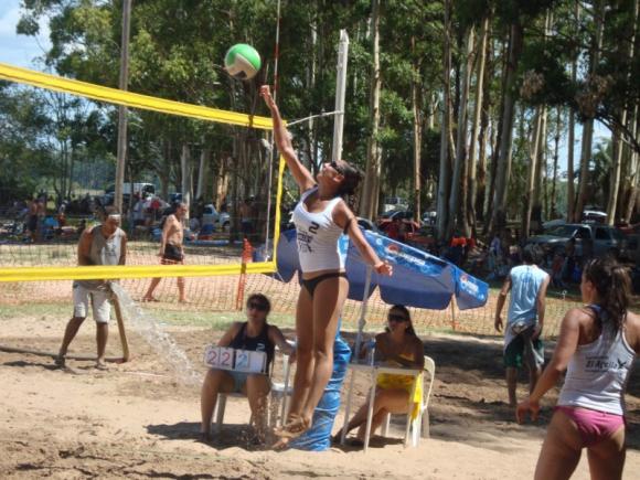 Más etapas del mejor Beach Volley en Entre Ríos.