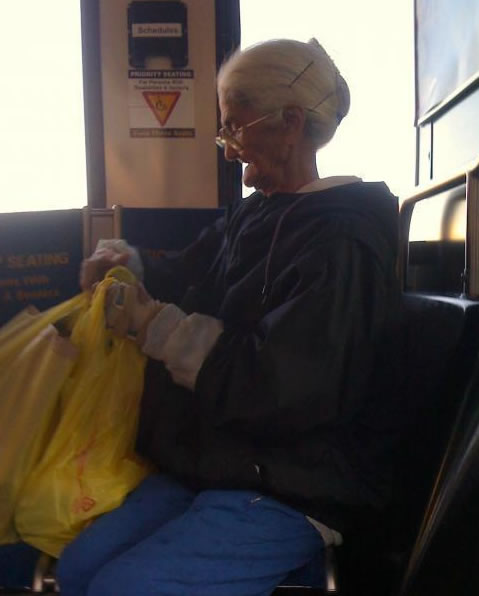 Te presentamos a la abuelita de Piolín y Silvestre de carne y hueso!