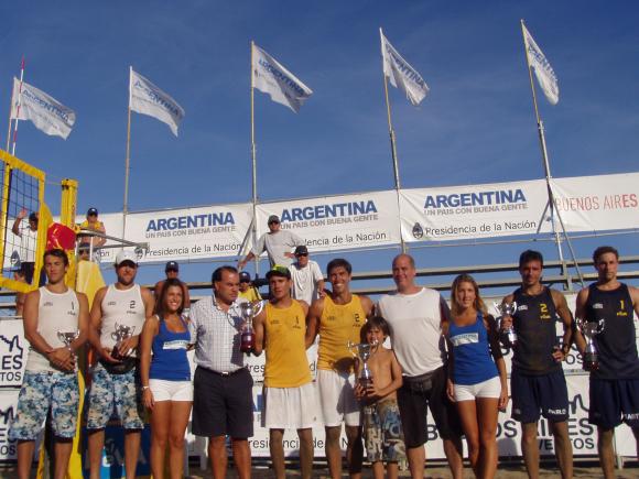 Mar del Plata: Título para Conde - Del Coto.