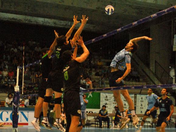 Catamarca volvió a superar a Jujuy en la revancha y se acerca a la cima.