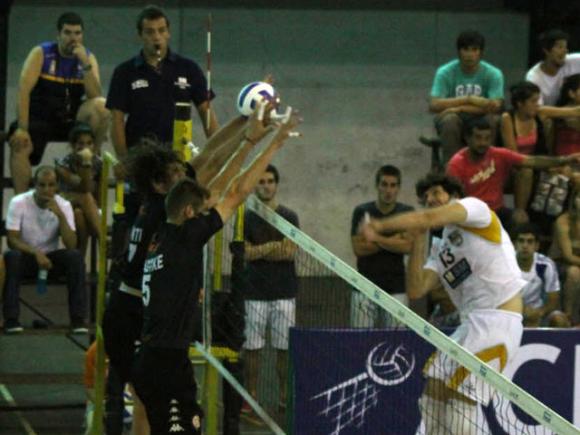 Buenos Aires Unidos venció a MSM Bella Vista y sigue cerca de la punta.