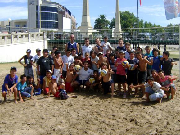 Pescadores de Gualeguaychú en la Colonia Municipal.