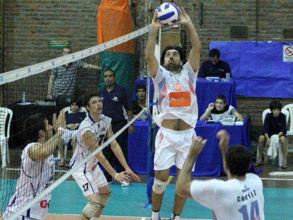 UNTreF, más líder que nunca y Chovet, cerca del Grand Prix.