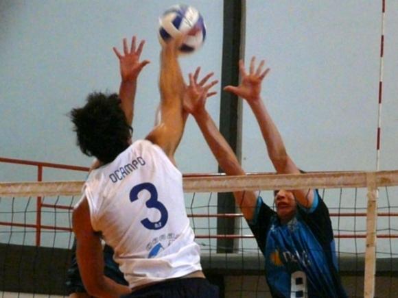 Obras venció a la Selección Menor; Pescadores-Lanús, suspendido.