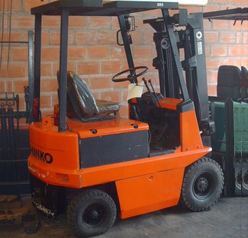 Autoelevadores Eléctricos de 1000 a 1800 kilos