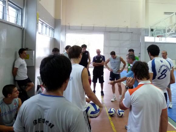 Gigantes del Sur vuelve a las prácticas y parte rumbo a Bella Vista.