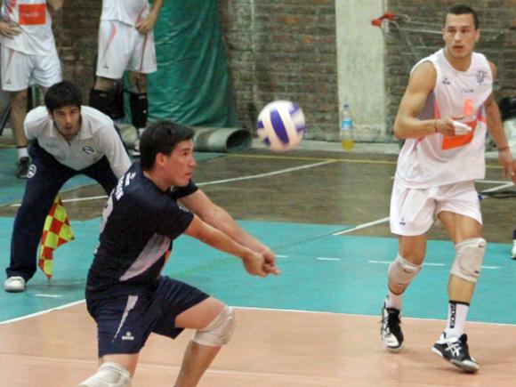 Ciclista va por los seis puntos, UNTreF quiere seguir en la cima con una sola presentación.