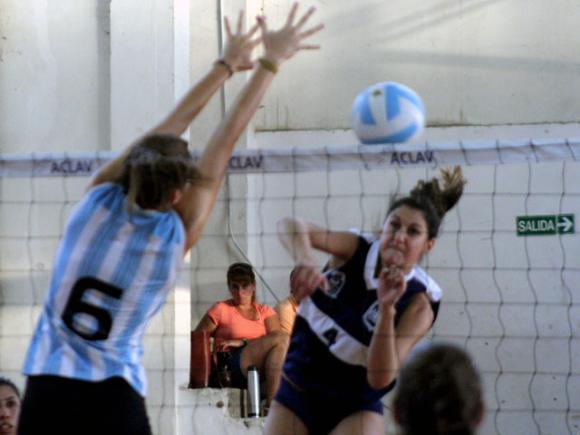 Tercer triunfo consecutivo para San Martín de Formosa en la Liga Argentina femenina.