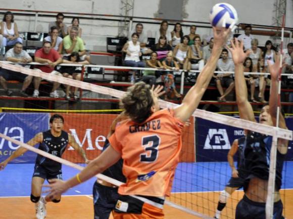 Lechuzas Villa María ganó su primer partido en la Liga y fue frente a La Unión de Formosa.