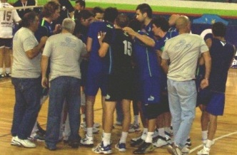 Gran victoria de UPCN Chubut Volley: venció 3-1 a Chovet Voley y ahora visita a Pescadores.