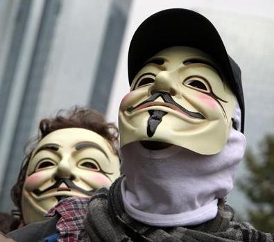 Anonymous filtra en la Red una llamada entre el FBI y Scotland Yard