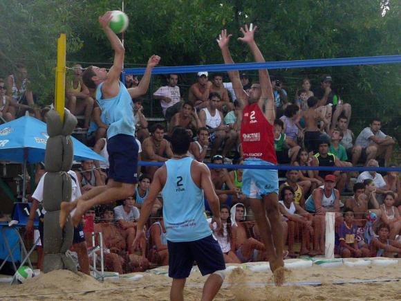 CABV 2012 4° etapa: Arranque ideal para los favoritos en Cerrito.