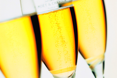 La forma de una copa de champán puede modificar su sabor