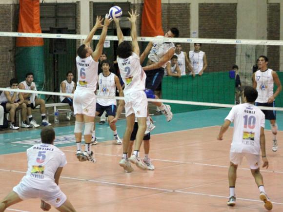 UNTreF dio vuelta un 0-2 y obtuvo un triunfo clave para definir como local.