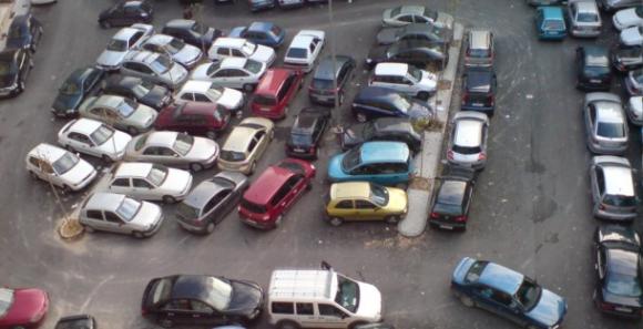 Crean un dispositivo que localiza plazas libres de aparcamiento