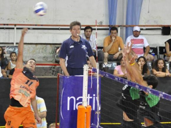 Lechuza consiguió una victoria frente a PSM y se aleja del descenso.