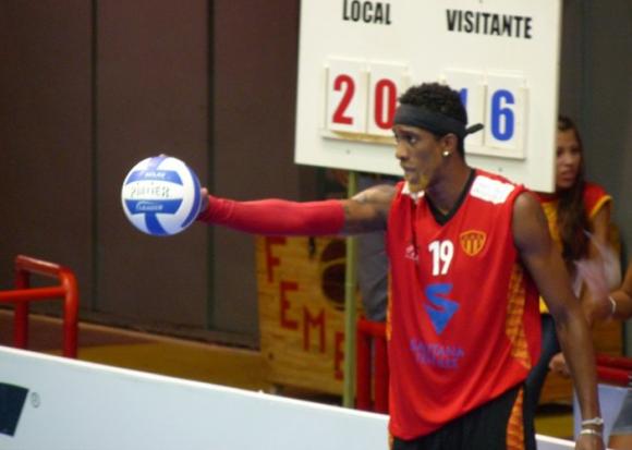 Sarmiento Santana Textiles le ganó a Gigantes del Sur y ahora espera por Bolívar.