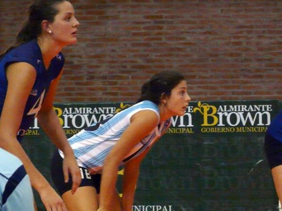 La selección exigió al campeón defensor Boca en la primera semifinal.