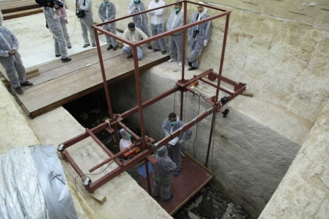 Egipto inicia el desafío de reconstruir una barca solar del faraón Keops.