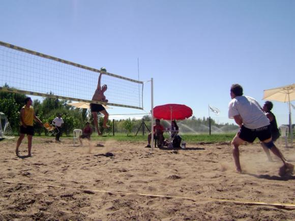 Beach Volley en Neuquén: Comienzo de la acción con la fecha provincial.