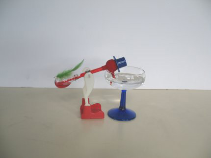 Un curioso artilugio que parece desafiar todas las leyes de la física.