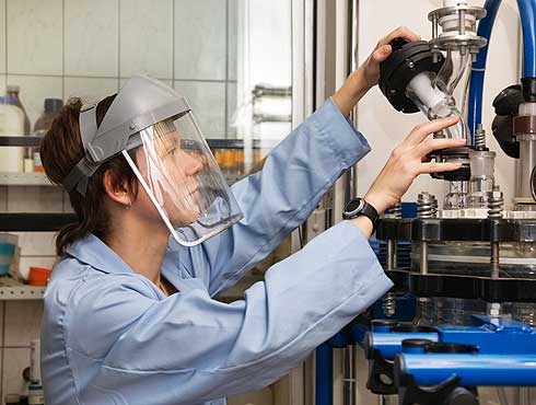 Cientificos Argentinos aplican nanotecnología en celdas solares