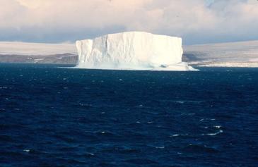 Las costas argentinas vieron pasar icebergs gigantes
