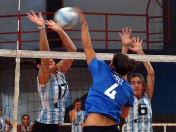 Por la Liga Femenina: La selección perdió 3-0 ante Boca.