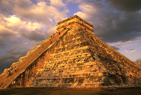 La escasez de lluvias acabó con los mayas.