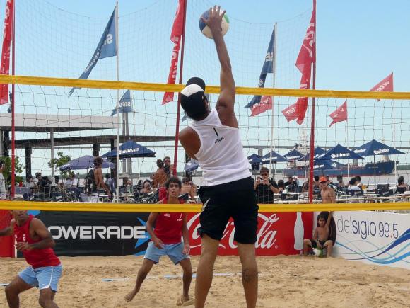 CABV 2012, 7° ETAPA: Suárez-Etchegaray y Conde-Del Coto a semis.