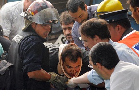 Argentina: conductor del tren estrellado aduce falla de frenos y queda libre.