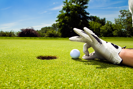 Las personas de clase alta son más avariciosas y más propensas a hacer trampas