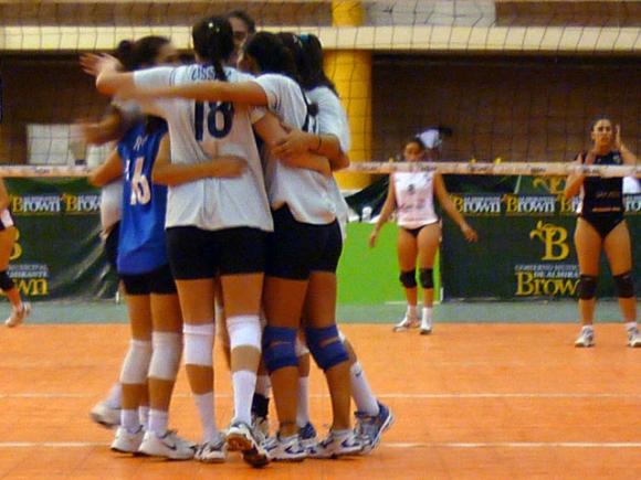 Boca Juniors volvió a arremeter contra Estudiantes y quedó a un paso del título.