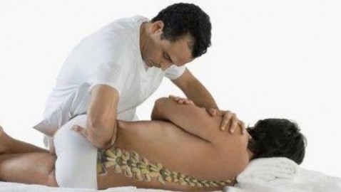 Quiropraxia, la terapia indicada contra los desajustes vertebrales