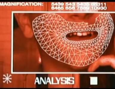 Crean lentes de contacto con pantalla led incluida.