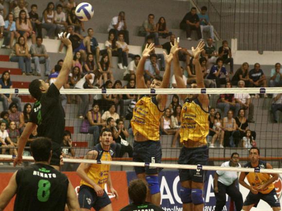 UPCN fue contundente ante Catamarca Voley en la primera defensa del título en Play Off
