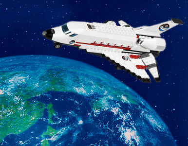 Se lanzada al espacio una nave construida con piezas de Lego.