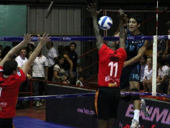 La Unión de Formosa se metió entre los cuatro mejores dejando atrás a Sarmiento.