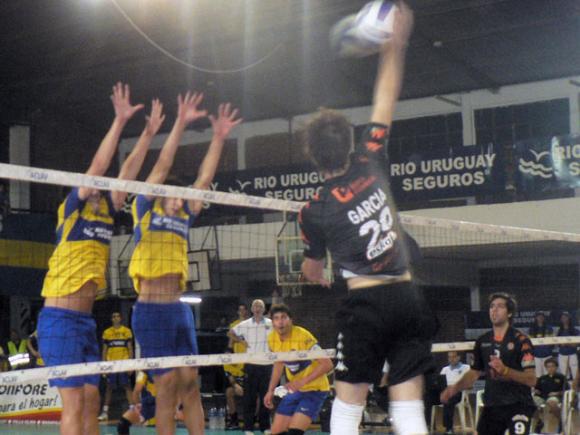 Buenos Aires Unidos quedó 2 a 1 en la serie frente a Boca tras vencerlo 3 a 2.