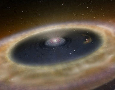 Anillos de polvo cósmico, ´escondite´ de planetas rocosos.