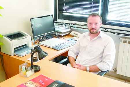 Cientificos Argentinos crean modelos matemáticos para estudiar el comportamiento de materiales‏