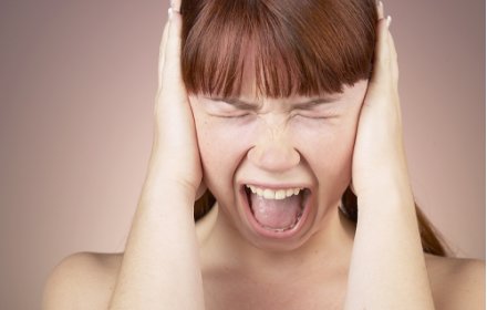 Las migrañas podrían aumentar el riesgo de depresión.