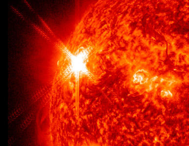 ¿Un ovni ´aparcado´ junto a Mercurio?