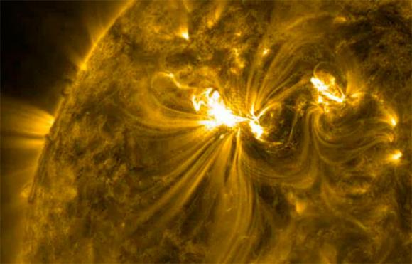 La NASA desmiente la aparición de un ovni ´repostando´ en el sol.
