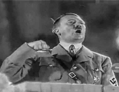 Hitler en un anuncio de un champú indigna a la comunidad judía.