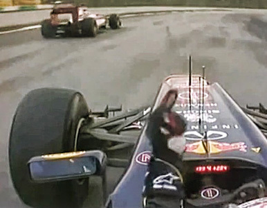 Campeón de fórmula 1 llama ´idiota´ a otro piloto tras un incidente en Malasia.